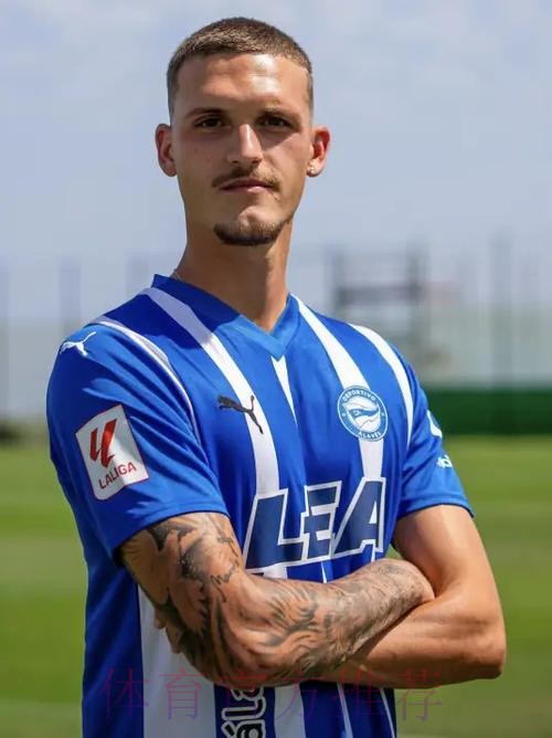 官方：那不勒斯签22岁后卫马林 转会费1200万欧